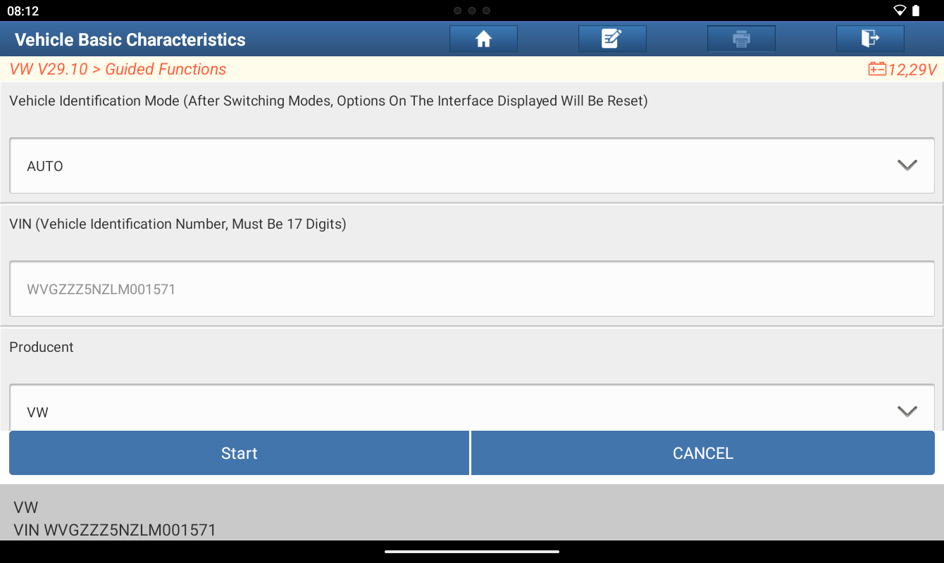 Ekran danych pojazdu w testerze Launch — VIN, producent VW, tryb AUTO